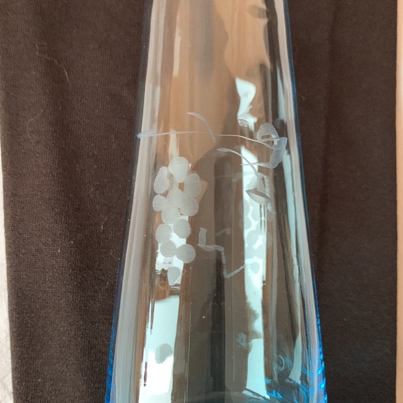 Ice Blue Bud Vase Etched Grapes 9.5” tall - Picture 4 of 4